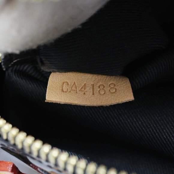 LOUIS VUITTON  Santa Monica Monogram Vernis Leather Shoulder Bag Black - Picture 16 of 16